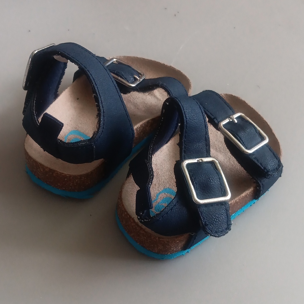 Children's place sandals - Picture 3 of 4